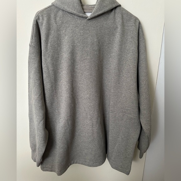 Essentials Relaxed Hoodie - Picture 1 of 2